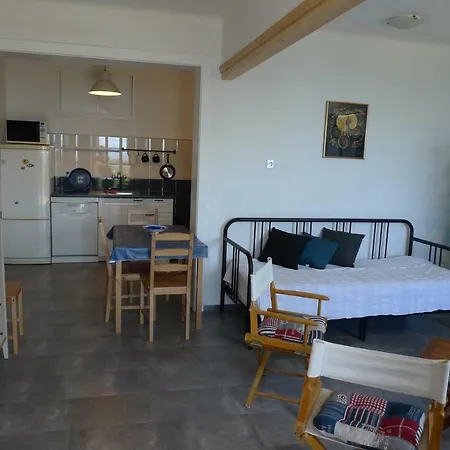 Park Bellevue Apartment